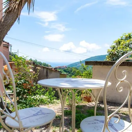 *la Casa Del Conte* * Sestri Levante